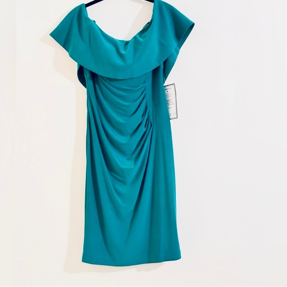 Xscape Dresses & Skirts - NWT Xscape Evening Scuba Ruffle Emerald Off The Shoulder Dress Size 8P